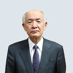 写真:スーツ姿の男性