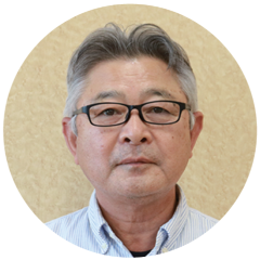 写真:ふじいまさあきさん。眼鏡をかけた男性です