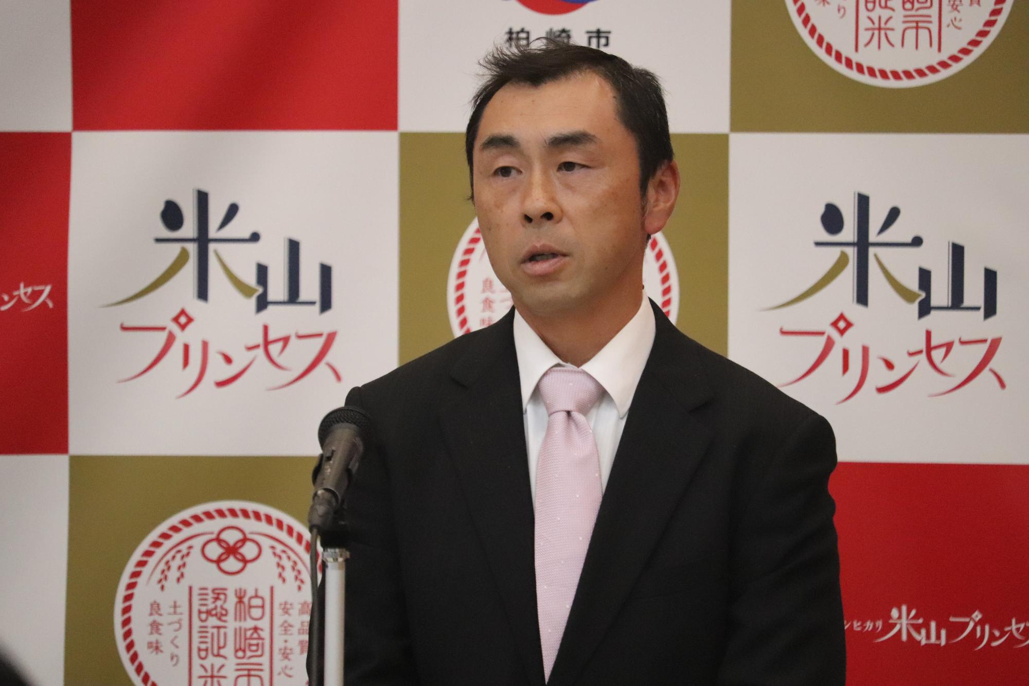 写真：認証者の株式会社アグリスペース上杉英之さん