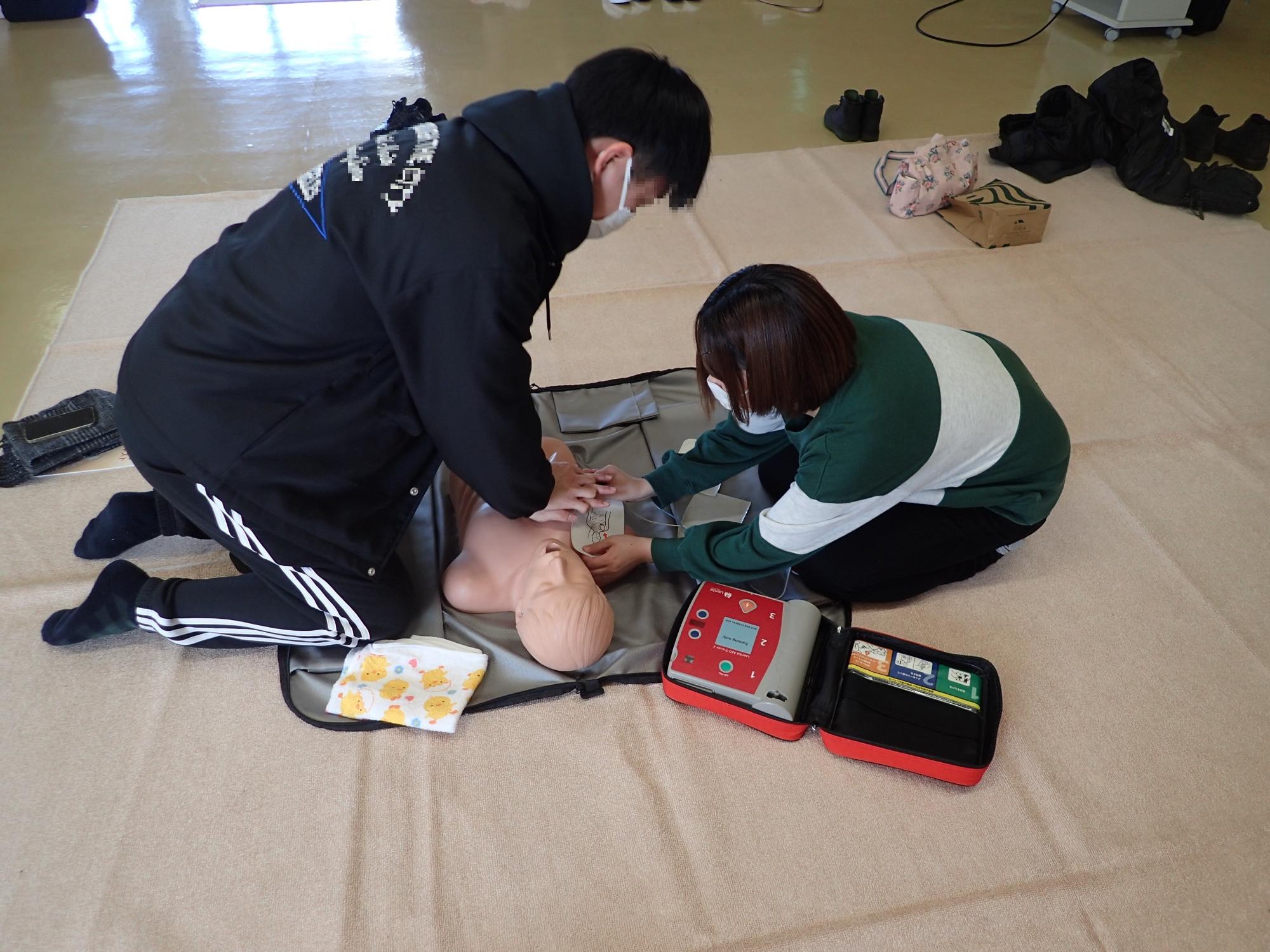 （イメージ）実技救命講習