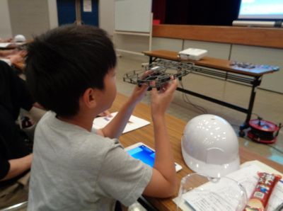 （イメージ）かしわざきこども大学 「ドローンプログラミング教室」の参加者を募集します