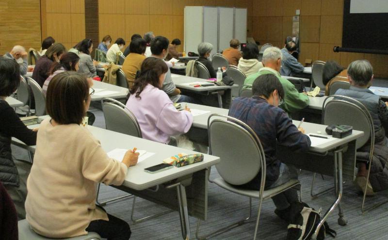 画像は受講している様子のイメージです。