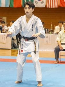 写真：決勝戦で技を披露する神田大雅選手