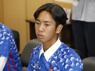 写真：ビーチサッカークラブフュージョン五十嵐選手。少し緊張している表情です