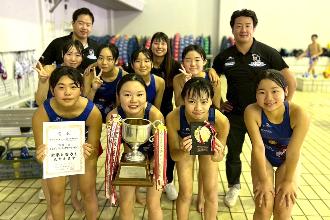 写真：ブルボンKZ中学生女子と指導者の集合写真