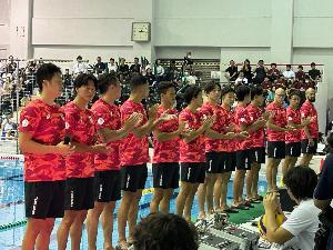 写真：オリンピックの報告をする男子日本代表の選手たち