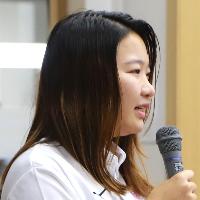 写真：マイクを持って国民スポーツ大会への抱負を語る梅村キャプテン