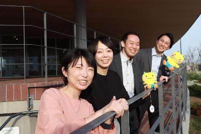 写真：元気発信課移住定住促進係の職員