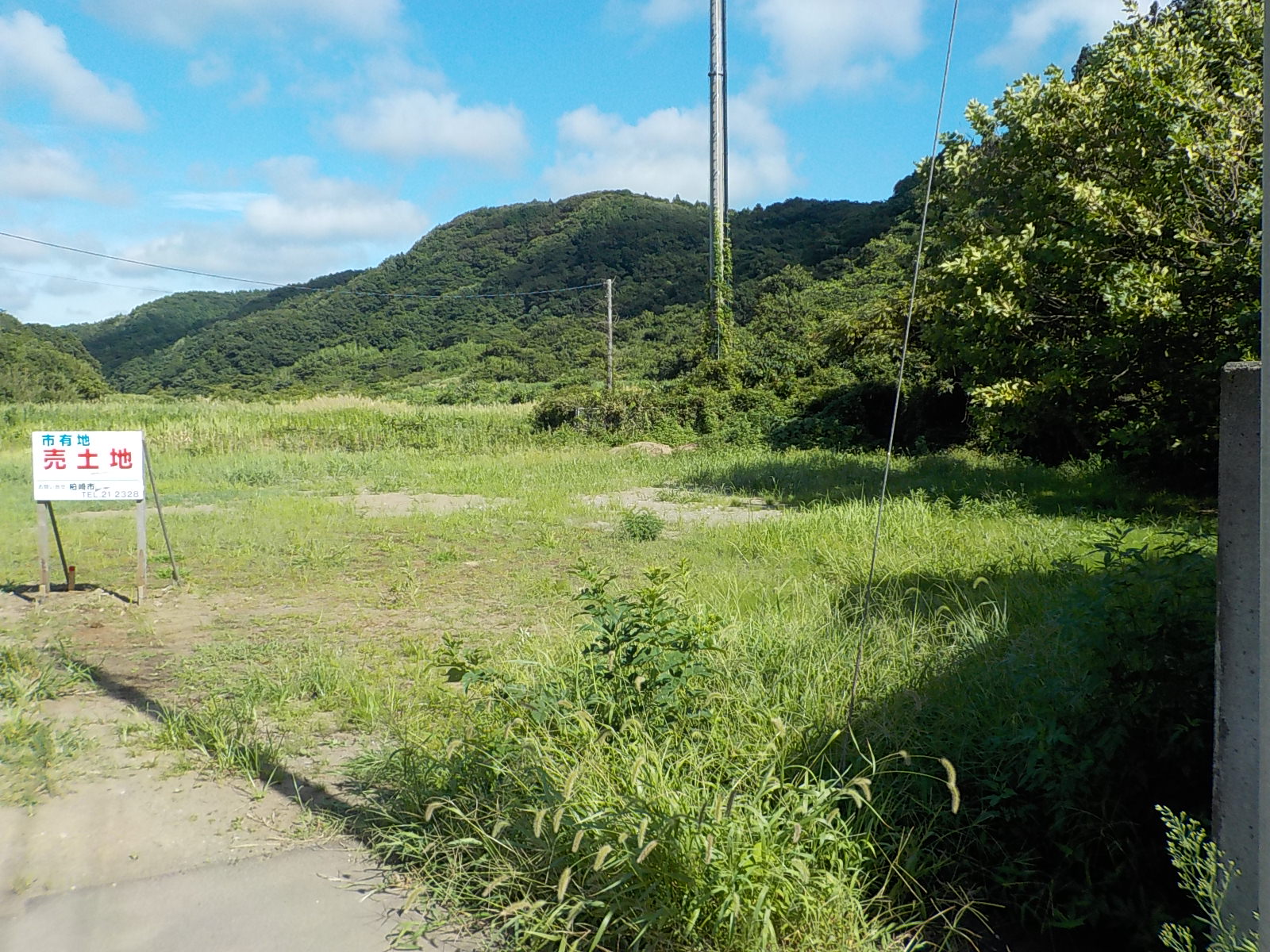 石地にある売土地の写真